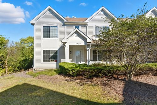 39124 Welsh Ln, Beach Park, IL, 60083-3059 | Card Image