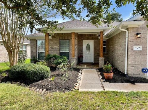 3116 Creek Bank Ln, Pearland, TX, 77581-4675 | Card Image