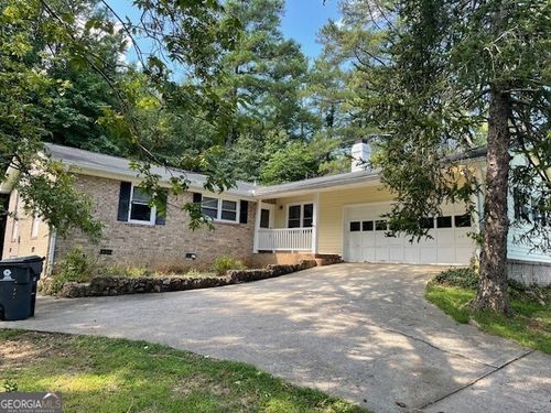 705 Georgia Ave, Fayetteville, GA, 30214-1724 | Card Image