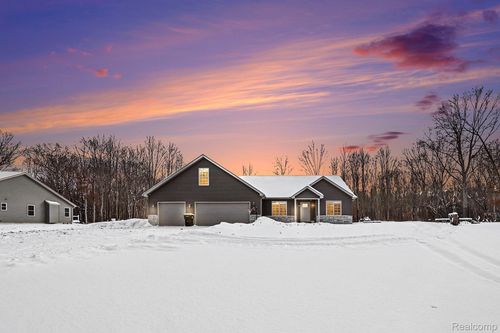 6303 High Rd, Clay, MI, 48001-3828 | Card Image