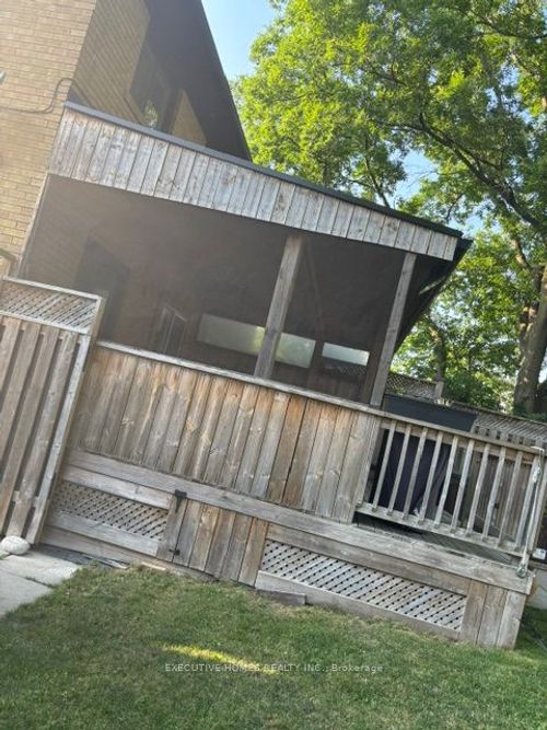 bsmt-1341 Freeport Dr, Mississauga, ON, L5C1S5 | Card Image