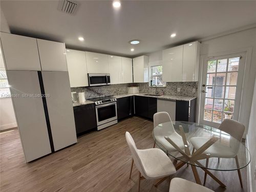 1719 Hayes St, Hollywood, FL, 33020-3635 | Card Image