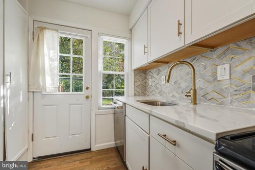 2110 Suitland Ter Se, WASHINGTON, DC, 20020-1109 | Card Image