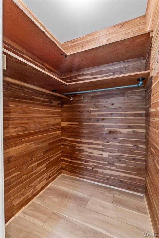 View of walk in closet | Image 16