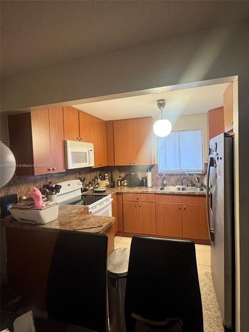 apt-106j-6900 Sw 39th St, Davie, FL, 33314-2402 | Card Image