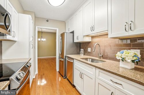 apt-105-14809 Pennfield Cir, SILVER SPRING, MD, 20906-1591 | Card Image