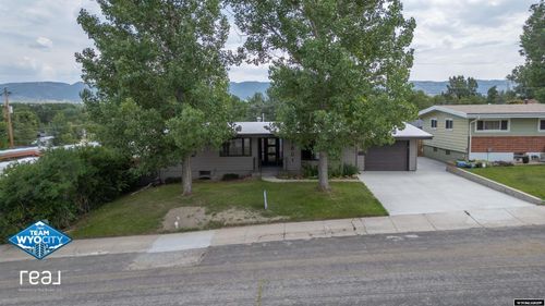 1801 W Odell Ave, Casper, WY, 82604-4705 | Card Image