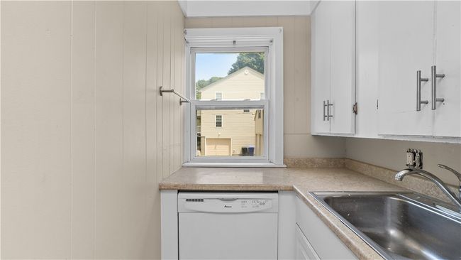 6 Fuller Ave, Home with 6 bedrooms, 3 bathrooms and 4 parking in Riverside RI | Image 25