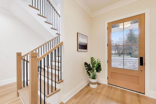 2938 Indianwood Rd, Wilmette, IL, 60091-1128 | Card Image