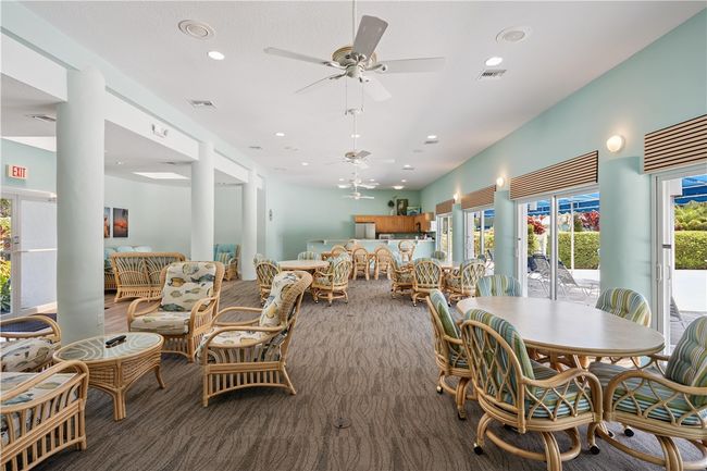 6039 - 6039 River Run Dr, House attached with 2 bedrooms, 2 bathrooms and null parking in Sebastian FL | Image 31