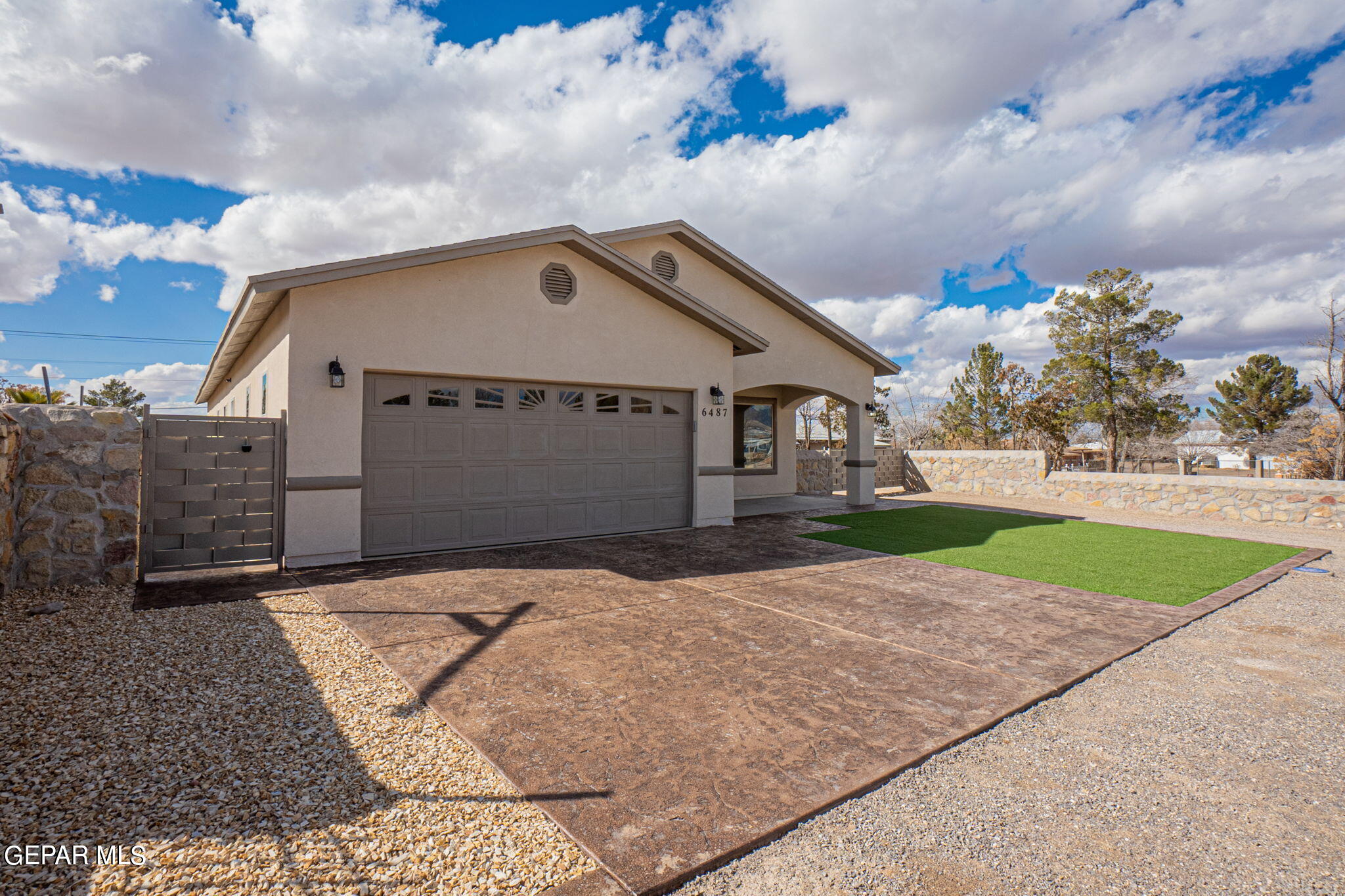 Songland Rd, El Paso, TX 79932