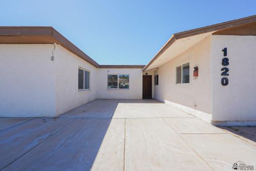 1820 S Magnolia Ave, Yuma, AZ, 85364-5226 | Card Image