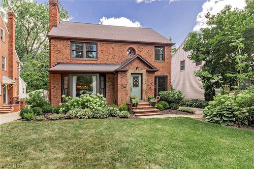 2359 Loyola Rd, University Heights, OH, 44118-4509 | Card Image