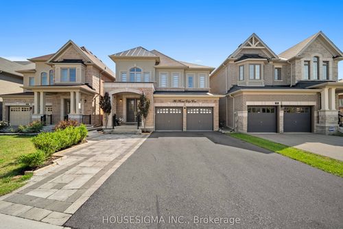 94 Forest Edge Cres, Holland Landing, ON, L9N0S6 | Card Image
