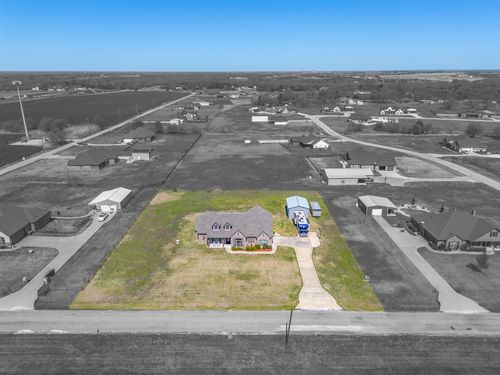 8071 County Road 105, Grandview, TX, 76050-1110 | Card Image