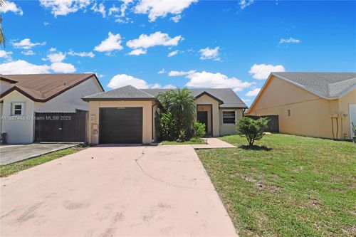 24940 Sw 129th Ct, Homestead, FL, 33032-9032 | Card Image