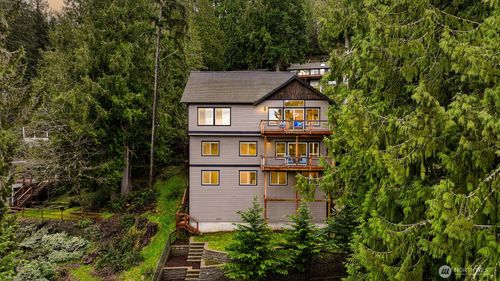104 Grand View Ln, Bellingham, WA, 98229-2766 | Card Image