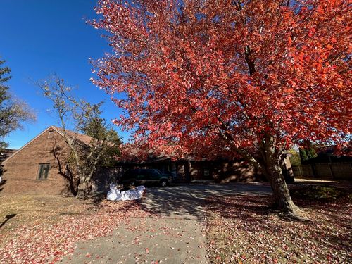 2006 S Staley Rd, Champaign, IL, 61822-9704 | Card Image