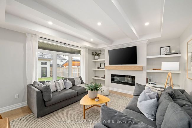 6345 Old Garrison Blvd, House other with 4 bedrooms, 3 bathrooms and 2 parking in London ON | Image 8