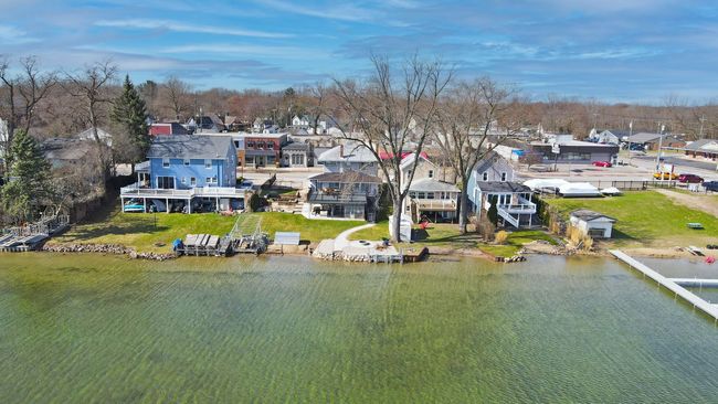 9568 Main St, House other with 3 bedrooms, 3 bathrooms and null parking in Whitmore Lake MI | Image 6