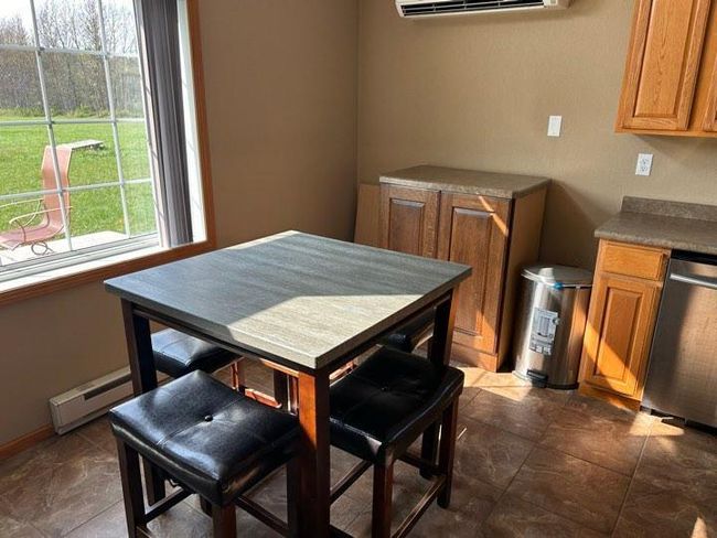 Dining Area | Image 6