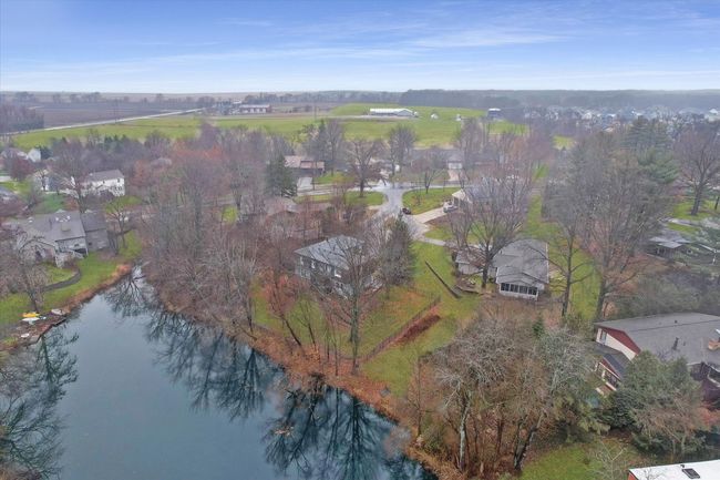 1204 Briarcliff Dr, House other with 3 bedrooms, 3 bathrooms and 2 parking in Mahomet IL | Image 39