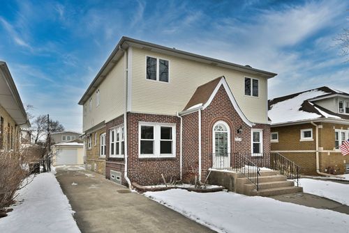 7324 W Lunt Ave, Chicago, IL, 60631-1153 | Card Image