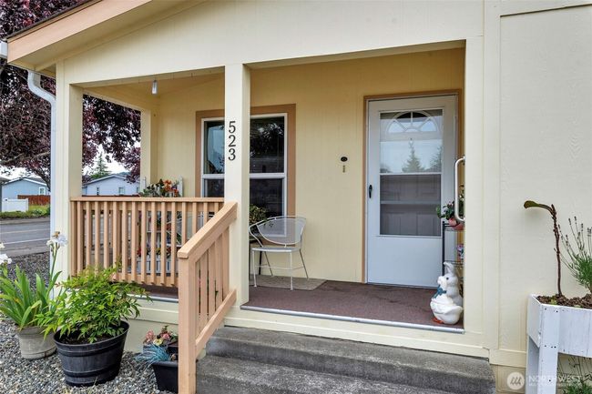 523 N 7 Th Ave, House other with 3 bedrooms, 2 bathrooms and null parking in Sequim WA | Image 4