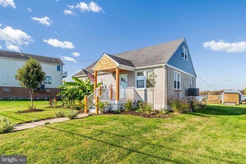 6934 River Drive Rd, SPARROWS POINT, MD, 21219-1130 | Card Image