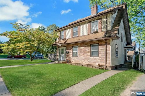 62 Elliot Place, East Orange, NJ, 07018 | Card Image