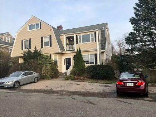 apt-3-31 Bayside Ave, Newport, RI, 02840-8502 | Card Image