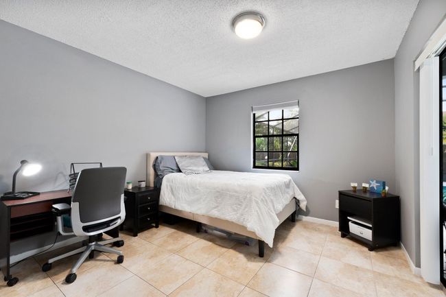 5280 Se Dell St, House other with 4 bedrooms, 2 bathrooms and null parking in Stuart FL | Image 15