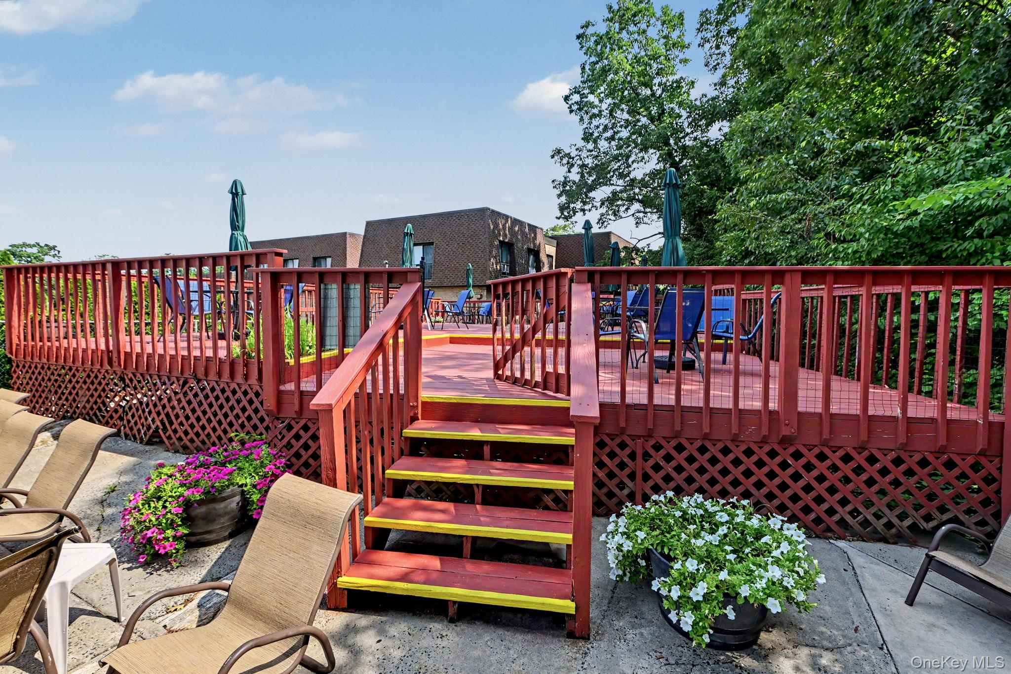 Residential in Greenburgh 3