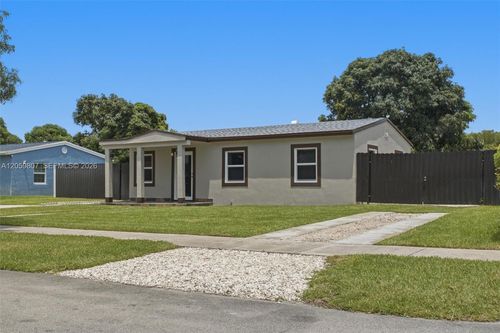 16031 Nw 18th Ave, Miami Gardens, FL, 33054-2141 | Card Image
