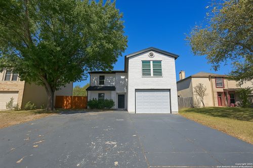 7627 Branston, San Antonio, TX, 78250-2935 | Card Image