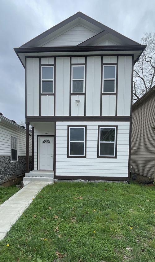 1533 Arthur Ave, Nashville, TN, 37208-2142 | Card Image