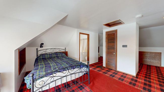 3rd Floor Bedroom | Image 24