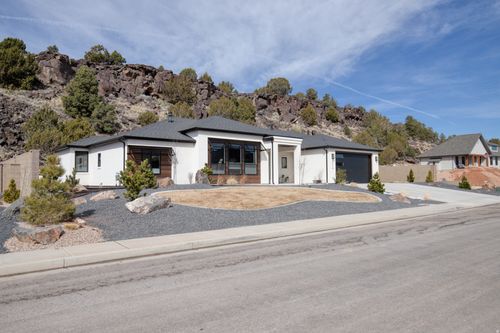 2274 S Canyon Cir, Cedar City, UT, 84720-1256 | Card Image