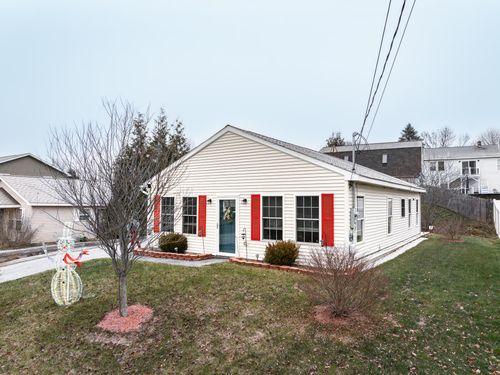 39 Whisper Drive, Bangor, ME, 04401 | Card Image