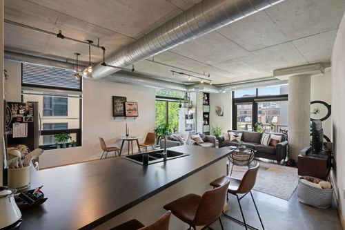unit-414-720 N 4th St, Minneapolis, MN, 55401-1947 | Card Image