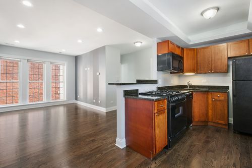 apt-2f-7724 Ashland Ave, Chicago, IL, 60626-1156 | Card Image