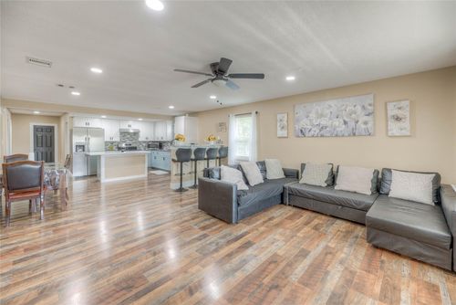2521 Fm 3277, Livingston, TX, 77351-5667 | Card Image