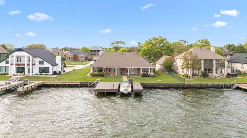 7175 Kingston Cove Ln, Willis, TX, 77318-9189 | Card Image