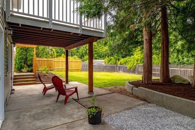 Downstairs patio area and backyard | Image 62