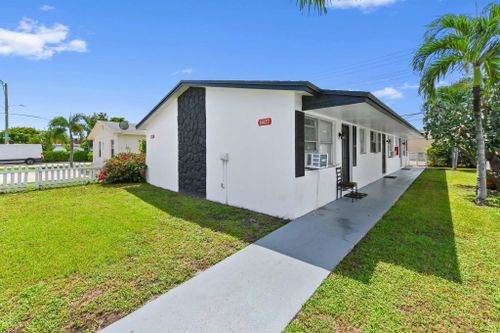 1407 N J Street, Lake Worth Beach, FL, 33460 | Card Image