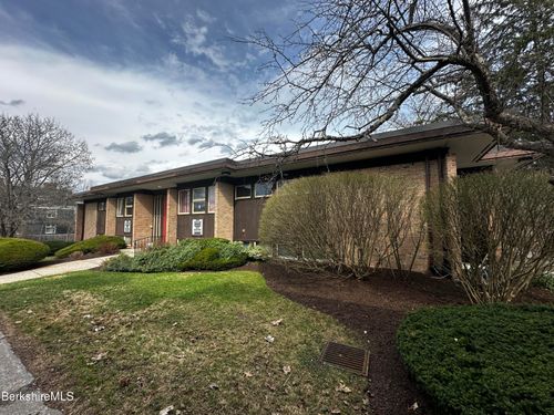 195 South St, Pittsfield, MA, 01201 | Card Image