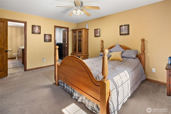 Primary Suite with walk- in-closet | Image 22