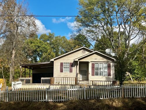 227 Mcwhorter St, Mineola, TX, 75773-2829 | Card Image