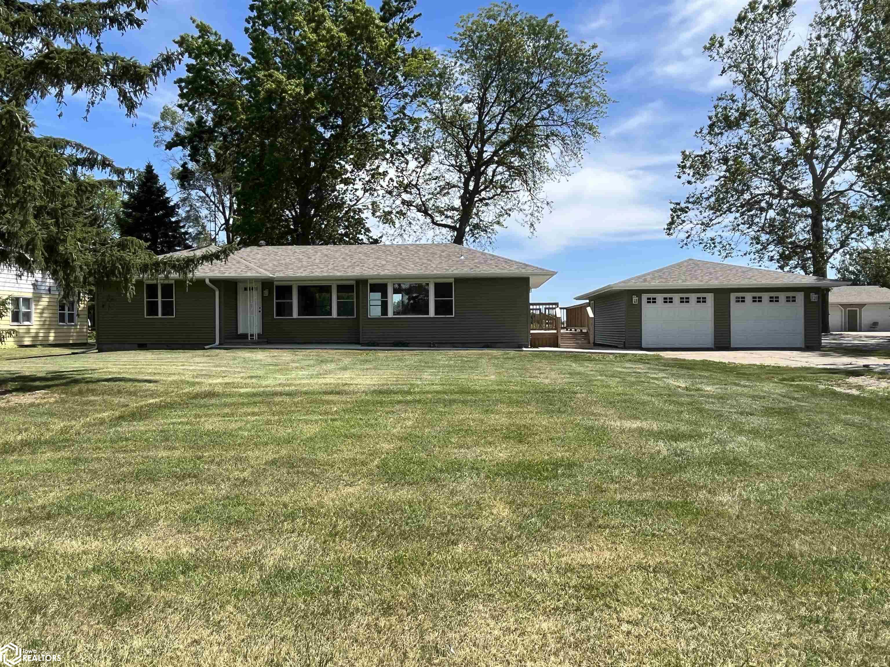 Benton Ave, Albia, IA 52531