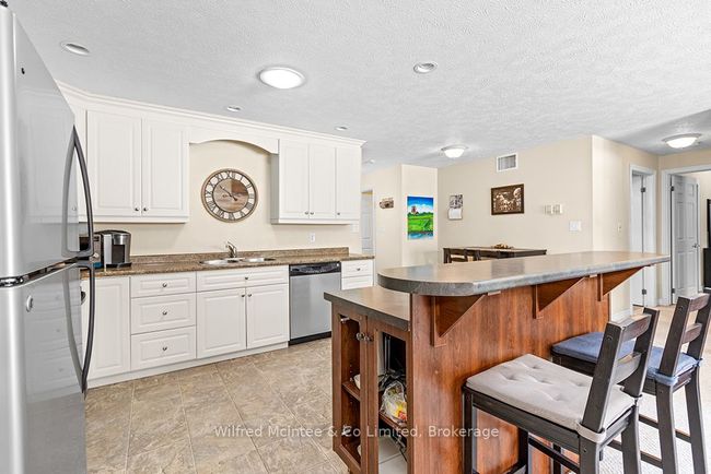 406 - #406 - 125 William St N, Condo with 2 bedrooms, 2 bathrooms and 1 parking in Walkerton ON | Image 12